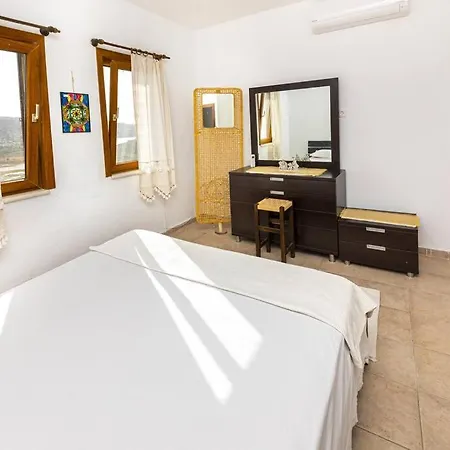 Vakantiehuis Central House With Shared Pool Near Paradise Bay In Bodrum