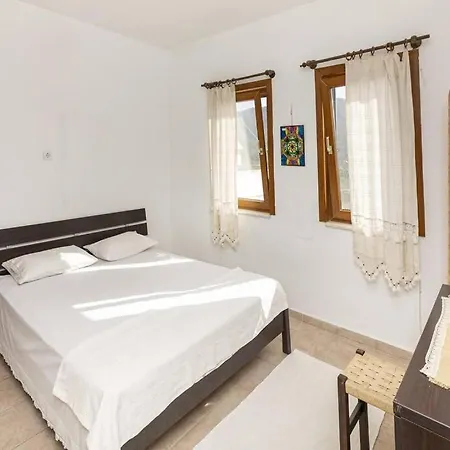 Central House With Shared Pool Near Paradise Bay In Bodrum